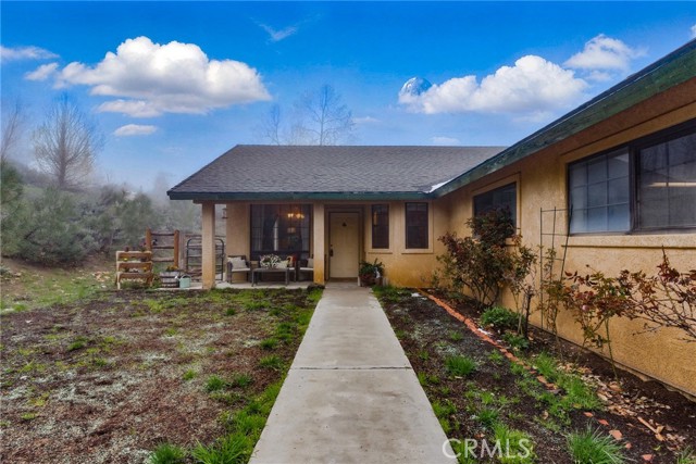 Detail Gallery Image 38 of 41 For 24980 Sunset Way, Tehachapi,  CA 93561 - 4 Beds | 2/1 Baths