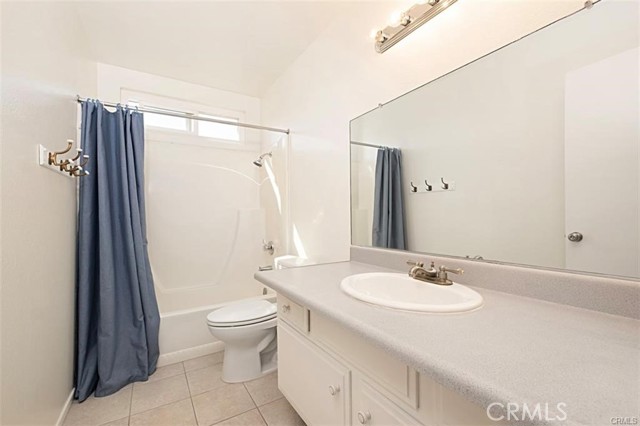 Detail Gallery Image 10 of 24 For 6812 Rocky Grove Ct #11,  Yorba Linda,  CA 92886 - 4 Beds | 2 Baths