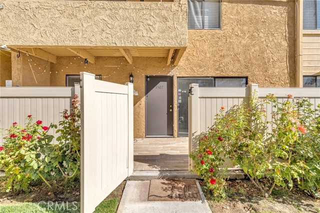 Detail Gallery Image 1 of 19 For 18756 Mandan St #1507,  Canyon Country,  CA 91351 - 1 Beds | 1 Baths