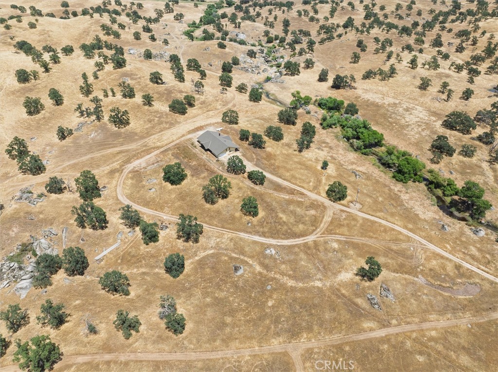 https://media.crmls.org/medias/0dd456ea-3824-4846-a4e2-315697d17417.jpg?preset=X-Large