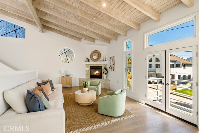 927 6th Street, Hermosa Beach CA: https://media.crmls.org/medias/0dd469da-0406-467b-a5b9-8d52d71fe396.jpg
