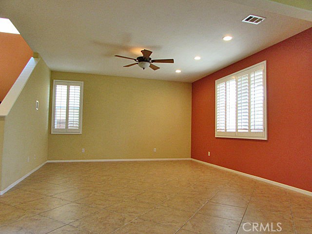 Detail Gallery Image 8 of 25 For 10918 Clover Cir, Corona,  CA 92883 - 4 Beds | 2/1 Baths