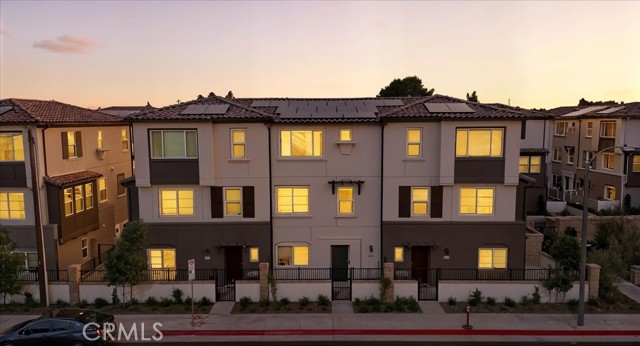 Detail Gallery Image 2 of 37 For 9367 via Azul, Pico Rivera,  CA 90660 - 3 Beds | 2/1 Baths