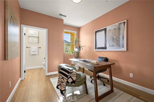 752 S Melrose Street, Anaheim CA: https://media.crmls.org/medias/0dd55b85-df6d-448b-b2a7-3f54d2d2bec4.jpg