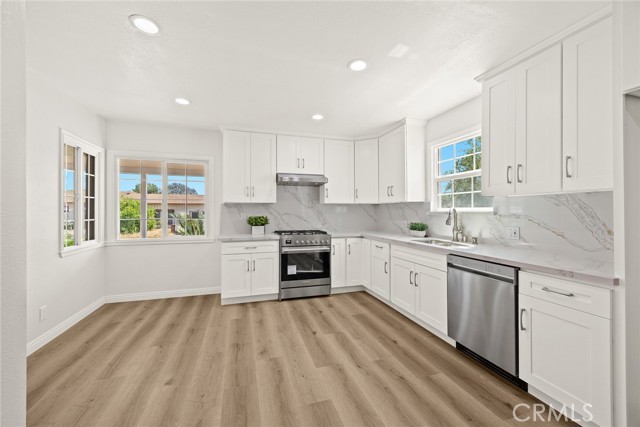 181 W Casad Street, Covina CA: https://media.crmls.org/medias/0dd571fa-67e8-481f-a612-72e2c3c91e55.jpg