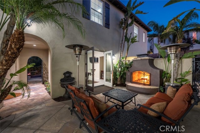 24816 Los Altos Drive, Valencia CA: https://media.crmls.org/medias/0dd5b6db-d247-4384-83c9-a8eb4745c6f0.jpg
