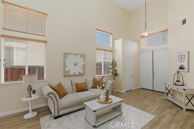 Detail Gallery Image 5 of 35 For 39264 Memory, Murrieta,  CA 92563 - 5 Beds | 3 Baths