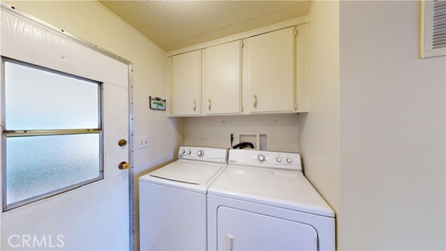 Detail Gallery Image 24 of 63 For 19361 Brookhurst St #43,  Huntington Beach,  CA 92646 - 2 Beds | 2 Baths