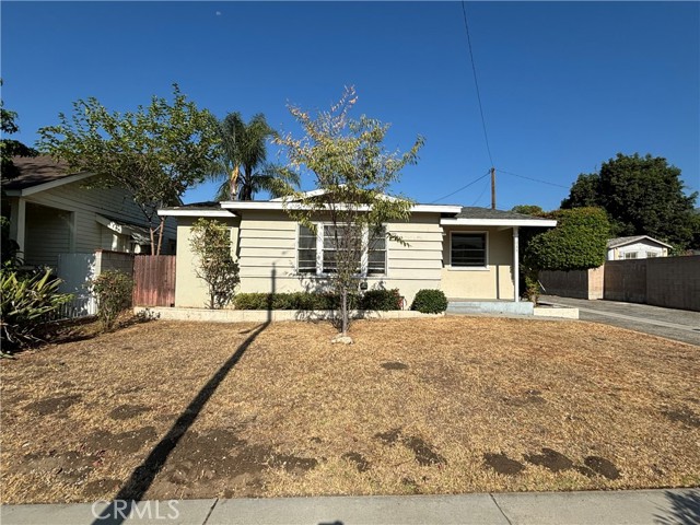 1035 Orange Avenue, Azusa, California 91702, 3 Bedrooms Bedrooms, ,1 BathroomBathrooms,Single Family Residence,For Sale,Orange,OC24155226