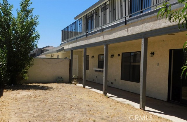 17830 San Gabriel Lane, Victorville CA: https://media.crmls.org/medias/0dd7a519-72ea-4a40-810d-52b5da239963.jpg