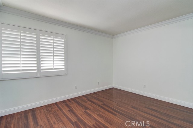8566 Fallbrook Circle, Huntington Beach CA: https://media.crmls.org/medias/0dd7eed4-4299-4463-9b6a-a07240c9b179.jpg