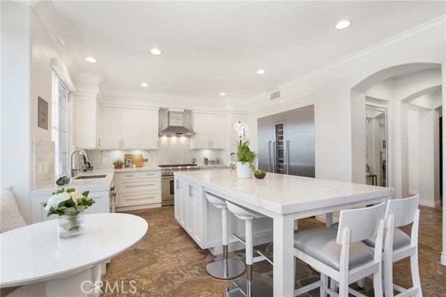 33 Renata, Newport Coast CA: https://media.crmls.org/medias/0dd823e7-62c3-42dd-bdfe-ea5f002551a1.jpg