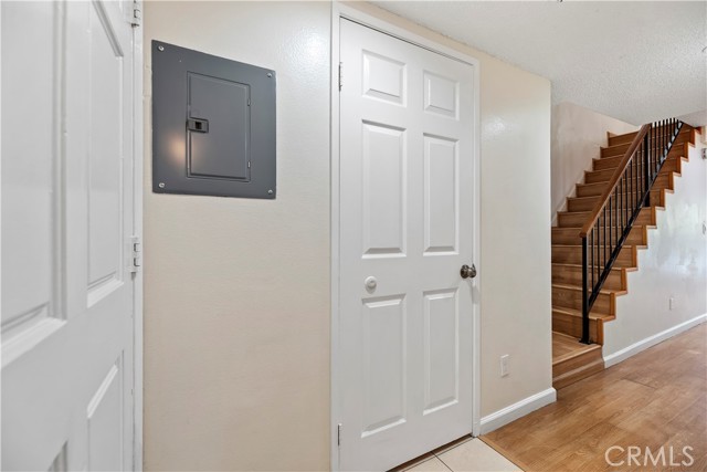 Detail Gallery Image 11 of 46 For 147 W Acacia Avenue Unit#104, Glendale,  CA 91204 - 2 Beds | 2/1 Baths