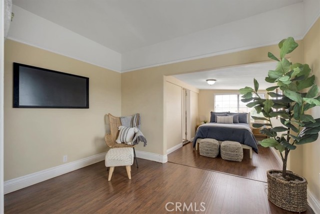 Detail Gallery Image 9 of 14 For 2913 Brighton Ave, Los Angeles,  CA 90018 - 4 Beds | 2/1 Baths