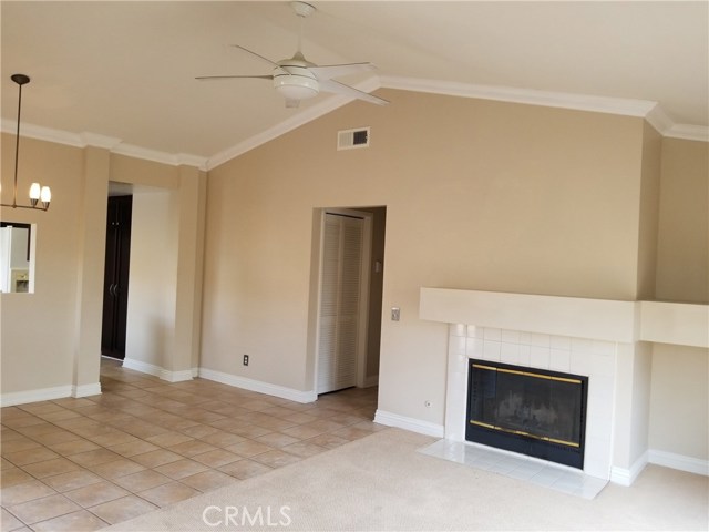 Detail Gallery Image 5 of 31 For 2352 Paseo Circulo, Tustin,  CA 92782 - 2 Beds | 2 Baths