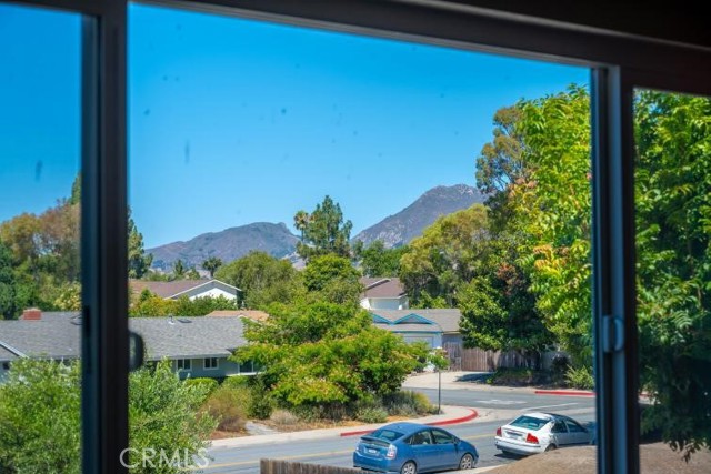 1527 Royal Way, San Luis Obispo, California 93405, ,Residential Income,For Sale,1527 Royal Way,CRPI24219494