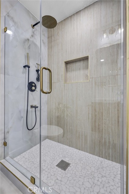 23881 Gates Street, Lake Forest CA: https://media.crmls.org/medias/0ddabdc4-c17c-433b-831a-68e0e795c21d.jpg
