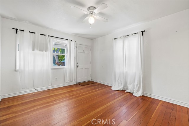 3511 E 2nd Street, Los Angeles CA: https://media.crmls.org/medias/0ddb4f9c-6aef-445b-b387-4621fc8d1c97.jpg