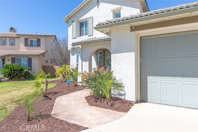 Detail Gallery Image 7 of 43 For 34747 Mediterra Cir, Winchester,  CA 92596 - 5 Beds | 3 Baths