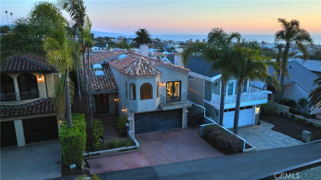 934 Duncan Place