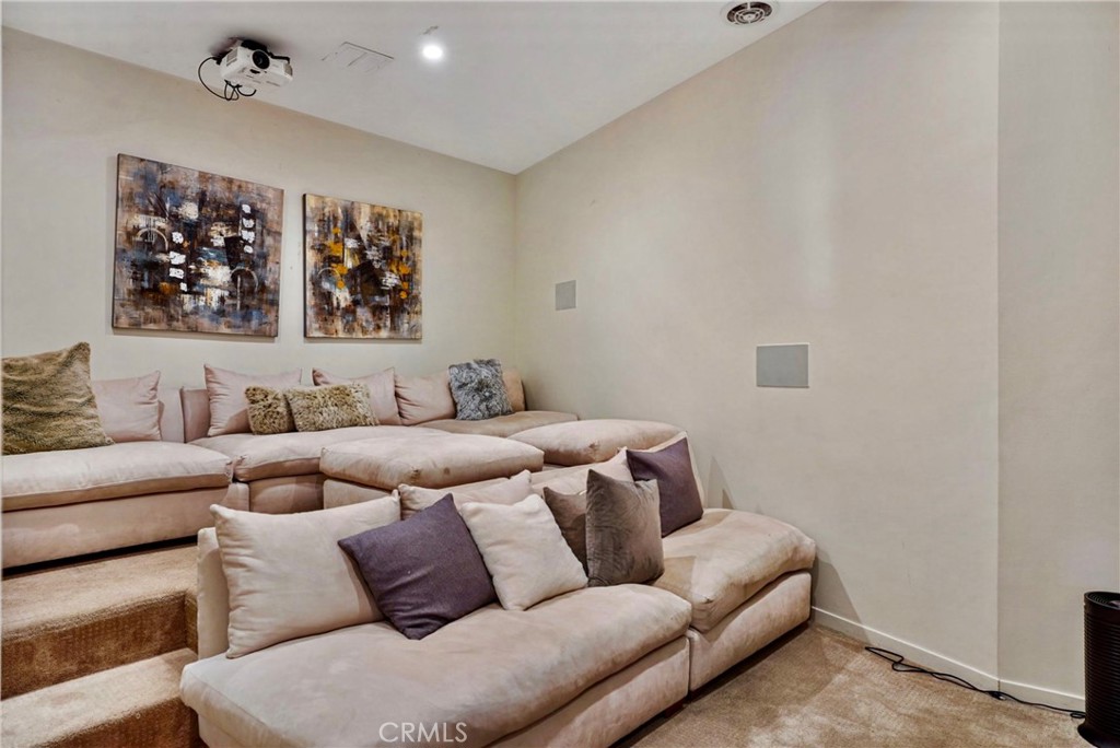 MLS #OC26165380 image #10