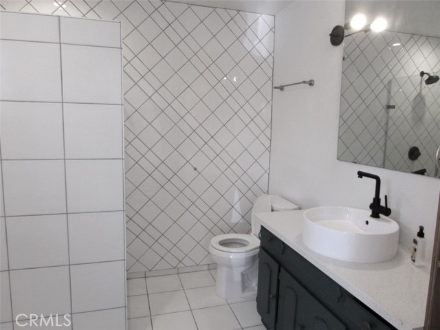 Detail Gallery Image 13 of 19 For 2214 W 239th St, Torrance,  CA 90501 - 3 Beds | 2 Baths