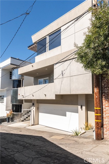 221 4th Place, Manhattan Beach, California 90266, 3 Bedrooms Bedrooms, ,2 BathroomsBathrooms,Residential,Sold,4th,SB23186070