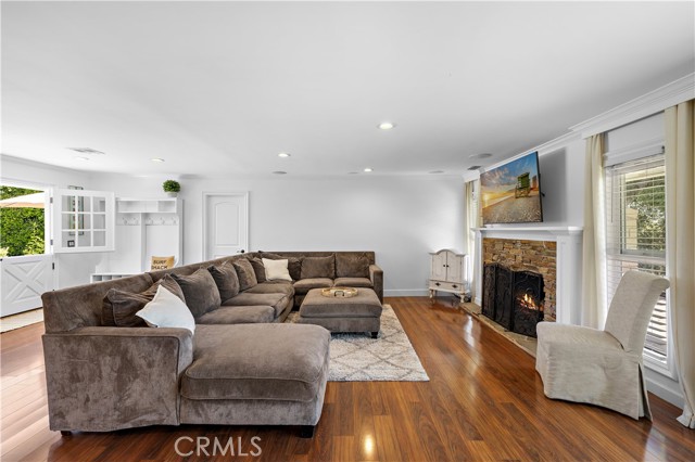 2805 Via Montecito, San Clemente CA: https://media.crmls.org/medias/0dde40c1-6c83-4a67-b17f-fcd6eea0889a.jpg