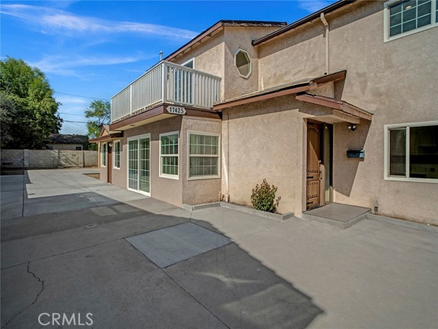 17425 Los Alimos Street, Granada Hills CA: https://media.crmls.org/medias/0ddf45ec-3ba2-4dfa-814c-dcaa7eaacad8.jpg