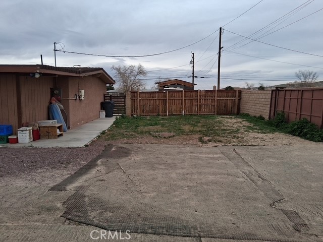 https://media.crmls.org/medias/0ddfa728-b4ac-46ca-a94a-6181c075e8d1.jpg?preset=X-Large