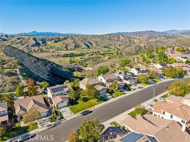 Detail Gallery Image 42 of 44 For 22939 Raintree, Saugus,  CA 91390 - 4 Beds | 3 Baths