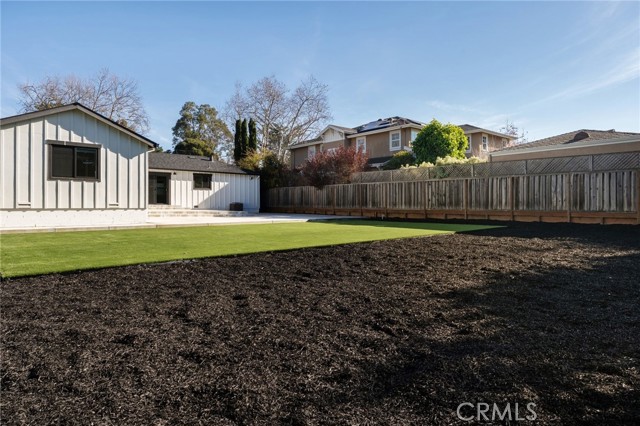 Image 31 of 36 For 60 Loma Vista