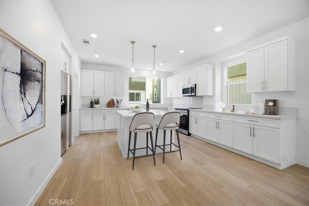 MLS #IV25266239 image #9