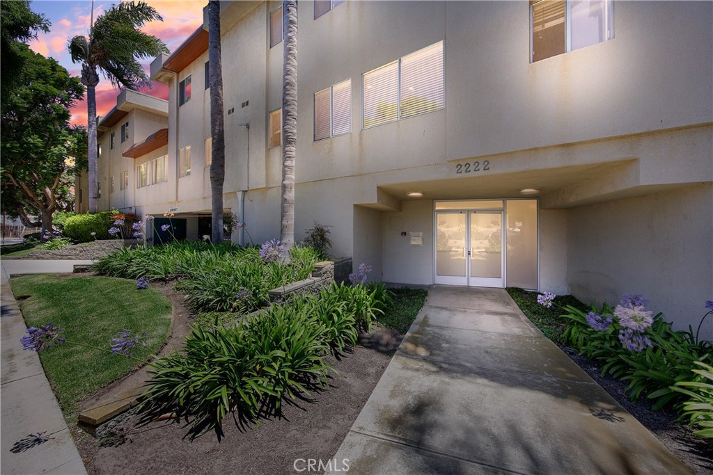 2222 S Mesa Street #8