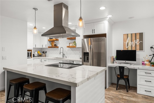 571 La Verne Street, Redlands CA: https://media.crmls.org/medias/0de0ebae-51b0-4e9a-8d87-36b2ca001086.jpg