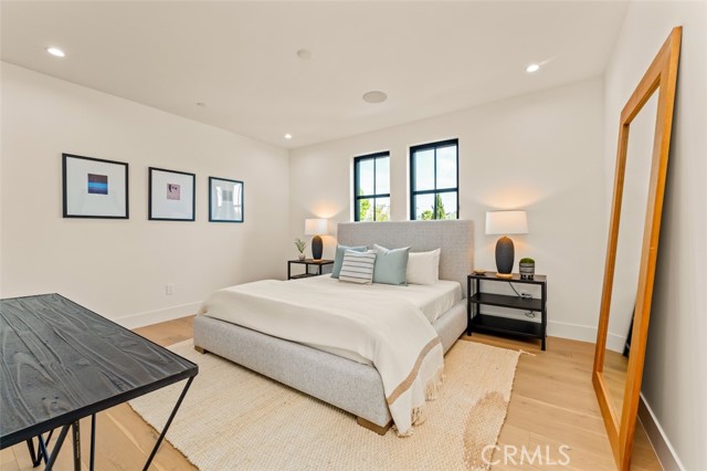 Detail Gallery Image 36 of 53 For 12415 Kling St, Studio City,  CA 91604 - 5 Beds | 6/1 Baths