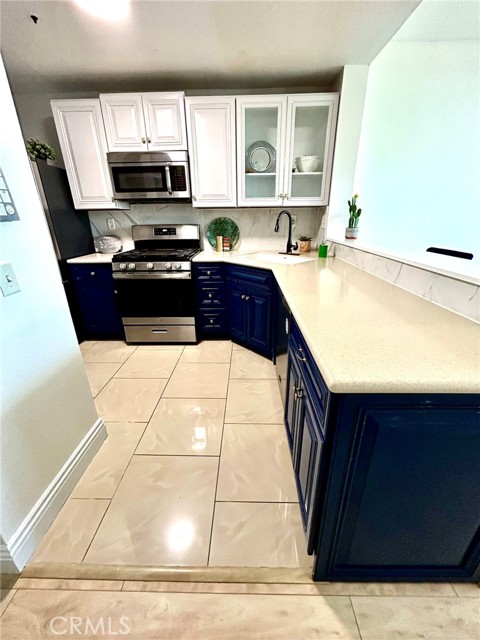 Front Image Thumbnail for CRIV25221429