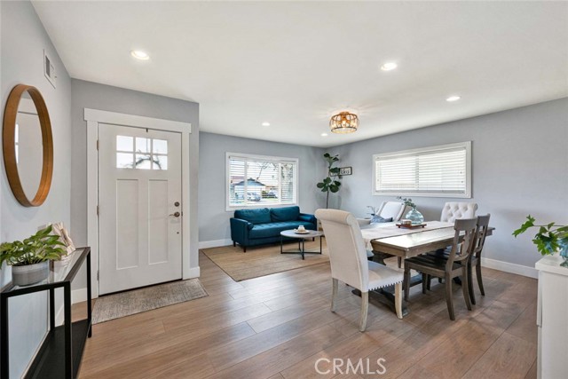 Detail Gallery Image 6 of 26 For 677 N Clinton St, Orange,  CA 92867 - 3 Beds | 2 Baths