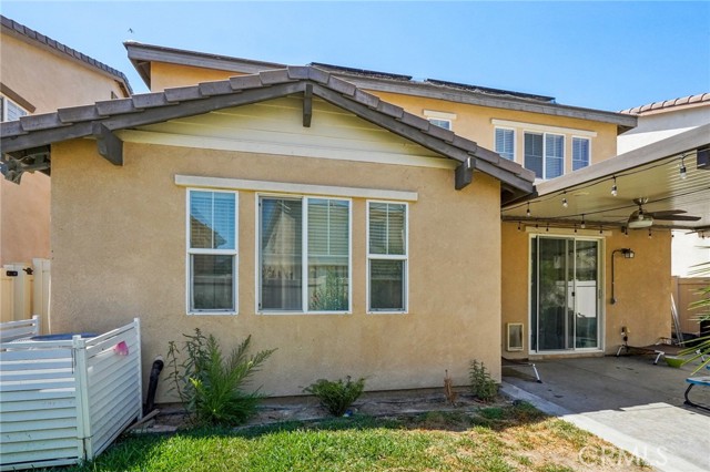6562 Crescendo Court, Eastvale CA: https://media.crmls.org/medias/0de214e6-11e9-423a-ab4e-f729b4c77d88.jpg