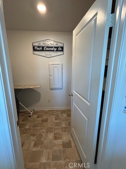 Detail Gallery Image 10 of 31 For 5066 Banjo Way, Hemet,  CA 92545 - 3 Beds | 2/1 Baths