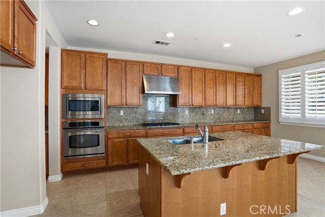 Image 27 of 63 For 24089 Golden Mist