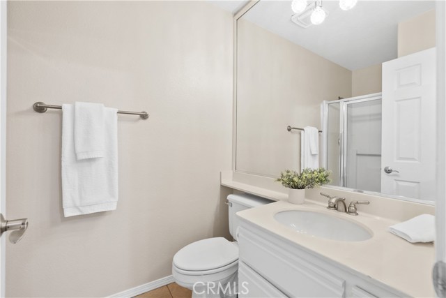 Detail Gallery Image 13 of 21 For 28468 Klondike, Lake Forest,  CA 92679 - 3 Beds | 3 Baths