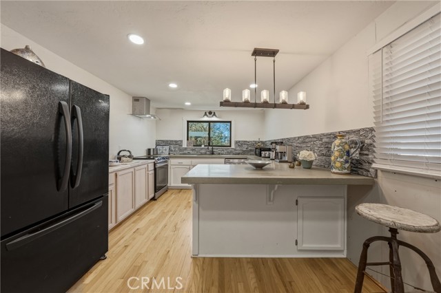 Detail Gallery Image 18 of 74 For 1001 Louis Way, Lakeport,  CA 95453 - 3 Beds | 2/1 Baths