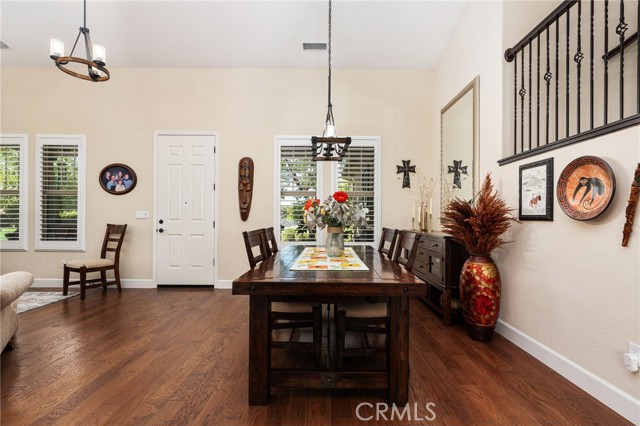 3236 Ashcroft Avenue, Clovis CA: https://media.crmls.org/medias/0de38502-1210-4233-ac7e-b466c6d60381.jpg