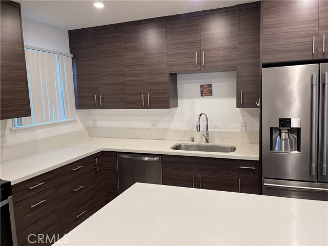 6529 Aura Avenue, Reseda CA: https://media.crmls.org/medias/0de3a5f1-f7bd-4ece-8979-a1de5231afe4.jpg