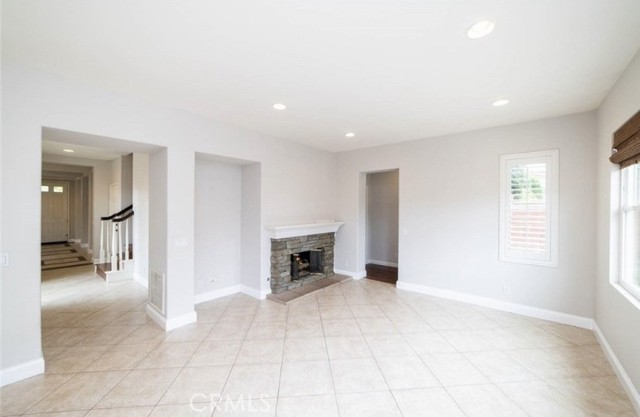 17 Plum Street, Ladera Ranch CA: https://media.crmls.org/medias/0de5bc3f-9a01-4cdc-b91c-8bf99b1b7413.jpg