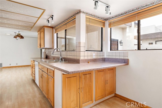 Detail Gallery Image 11 of 20 For 221 Marquis Pl, Santa Maria,  CA 93454 - 2 Beds | 2 Baths