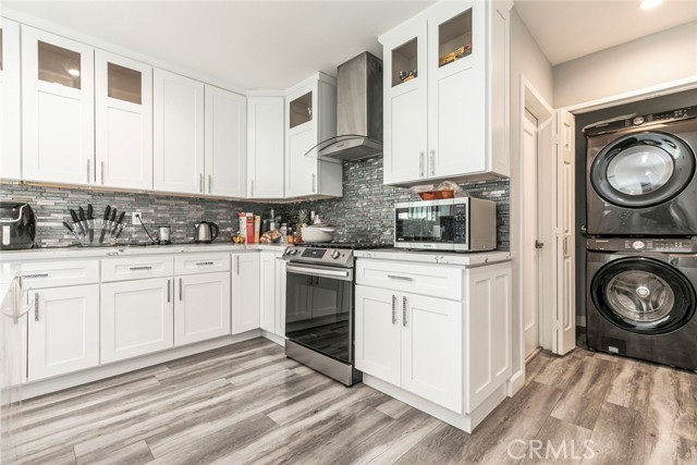 11024 Peoria Street, Sun Valley CA: https://media.crmls.org/medias/0de5e2b6-3fd4-4f14-a915-767a716c248b.jpg