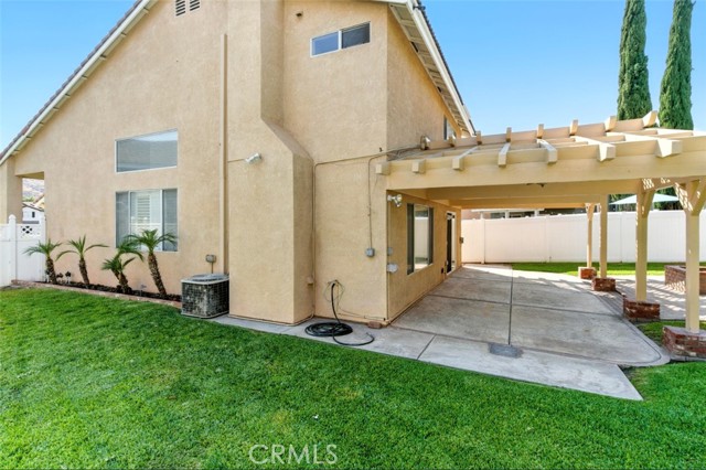 Detail Gallery Image 38 of 38 For 15642 Bristol Ct, Fontana,  CA 92337 - 3 Beds | 2/1 Baths