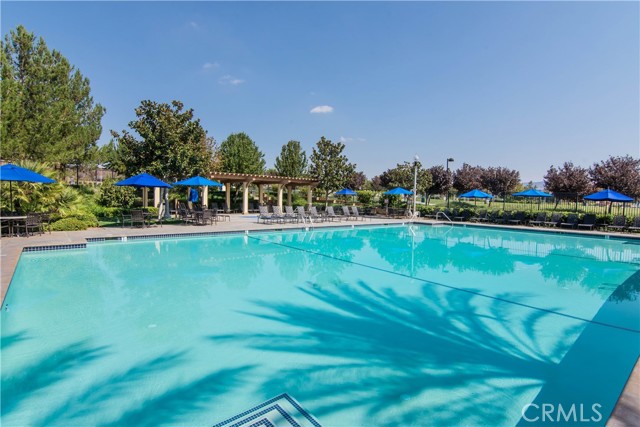 Detail Gallery Image 40 of 52 For 28648 Pietro Dr, Valencia,  CA 91354 - 3 Beds | 3 Baths